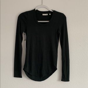 Wilfred from Aritzia hunter green sweater top